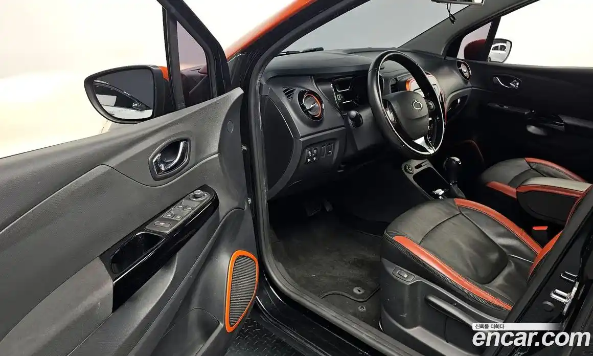 Renault QM3 2015 1.5 Автомат в Москве № 184131, фото 16