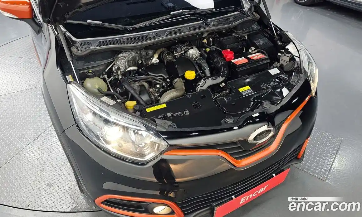 Renault QM3 2015 1.5 Автомат в Москве № 184131, фото 20