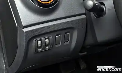 Renault QM3 2015 1.5 Автомат в Москве № 184131, миниатюра 2