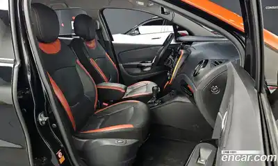 Renault QM3 2015 1.5 Автомат в Москве № 184131, миниатюра 5