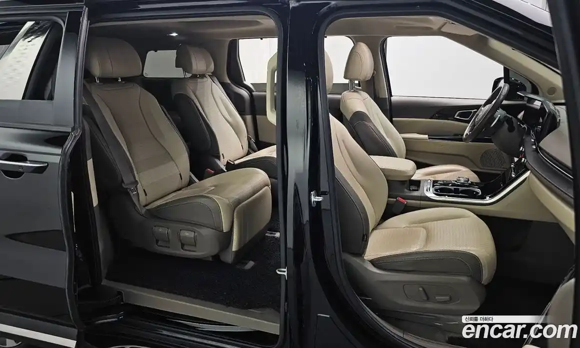 Kia Canival 2023 3.5 Автомат в Москве № 19052, фото 12