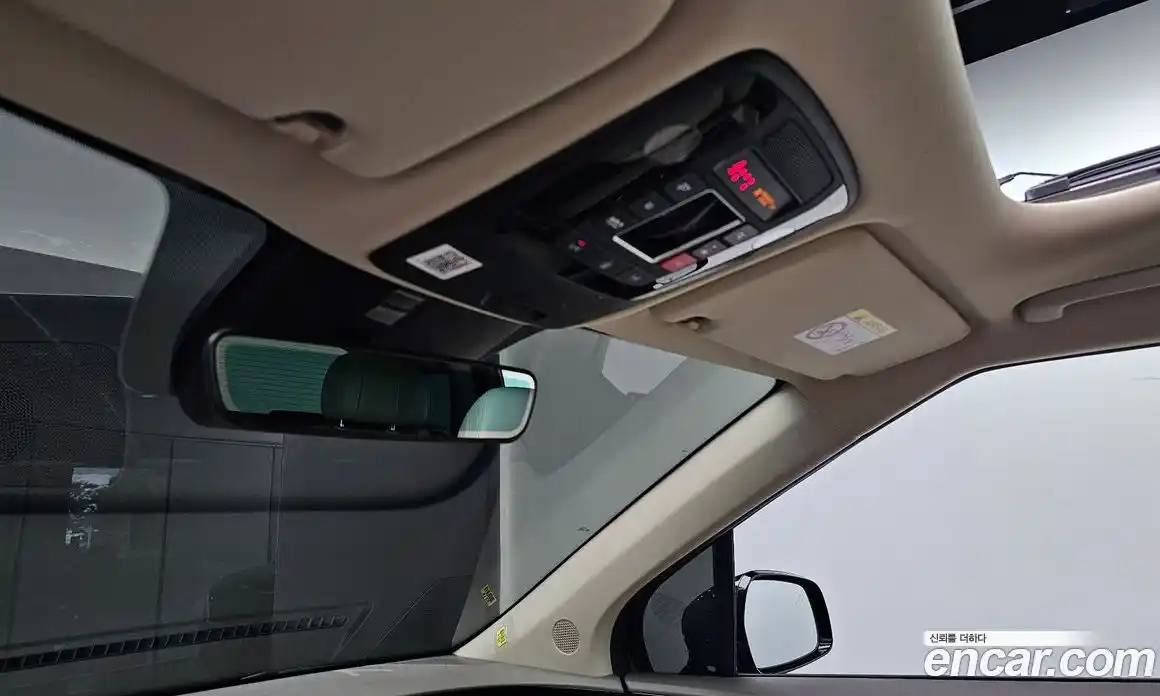 Kia Canival 2023 3.5 Автомат в Москве № 19052, фото 6