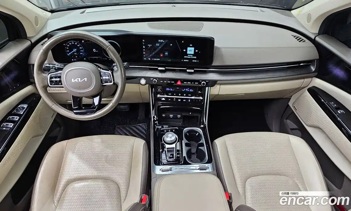 Kia Canival 2023 3.5 Автомат в Москве № 19052, фото 10