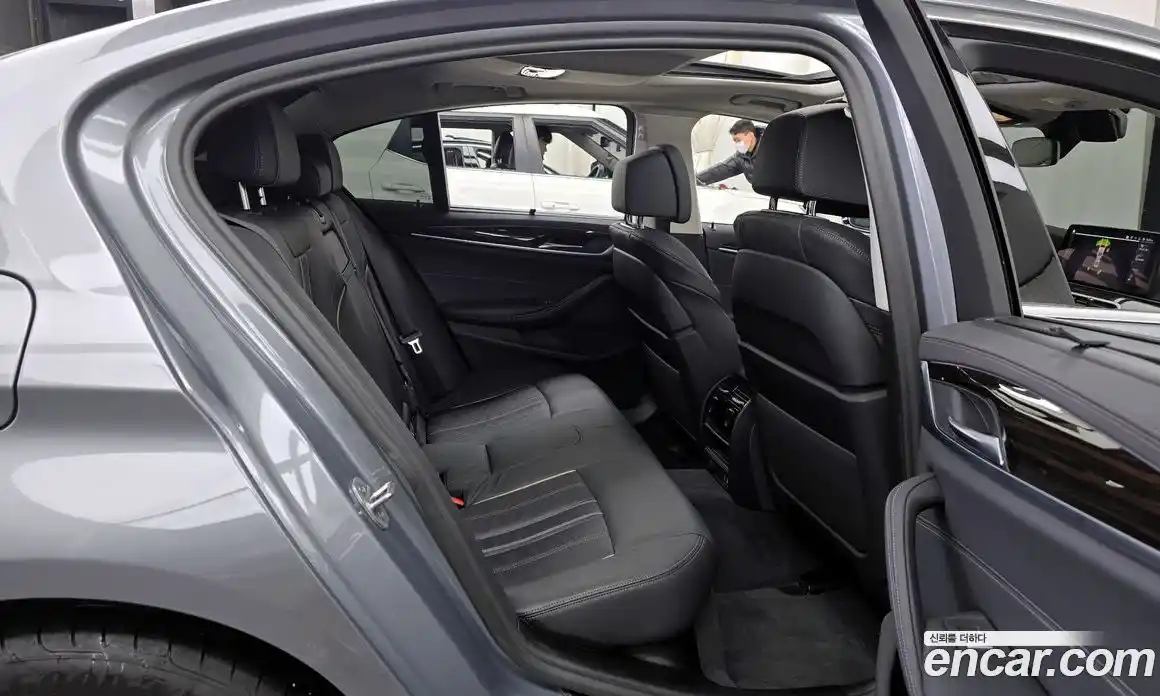 BMW 5-Series 2023 2.0 Автомат в Москве № 191350, фото 13