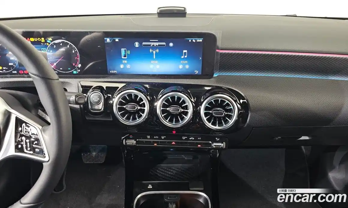 Mercedes-Benz A-Class 2026 2.0 Автомат в Москве № 193744, фото 15