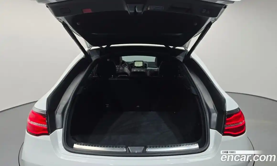 Mercedes-Benz GLE-Class 2019 5.5 Автомат в Москве № 194686, фото 20