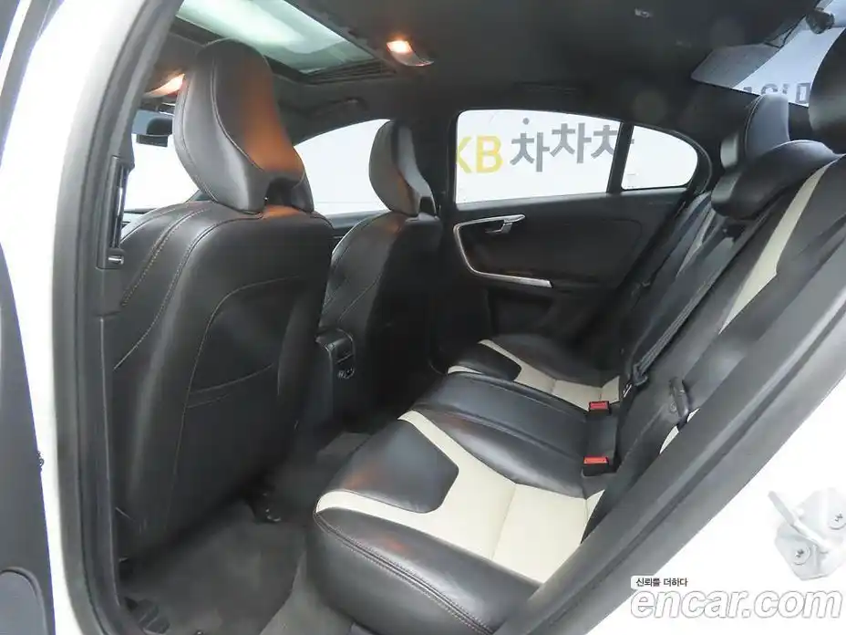 Volvo S60 2016 2.0 Автомат в Москве № 196309, фото 6