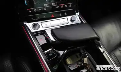 Audi e-tron 2021 0.2 Автомат в Москве № 196690, миниатюра 12