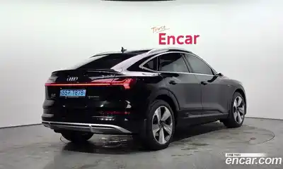 Audi e-tron 2021 0.2 Автомат в Москве № 196690, миниатюра 4