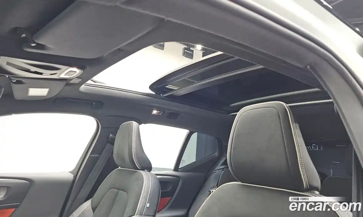 Volvo XC40 2020 2.0 Автомат в Москве № 196932, фото 12