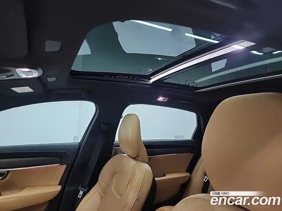 Volvo S90 2021 2.0 Автомат в Москве № 197035, фото 15