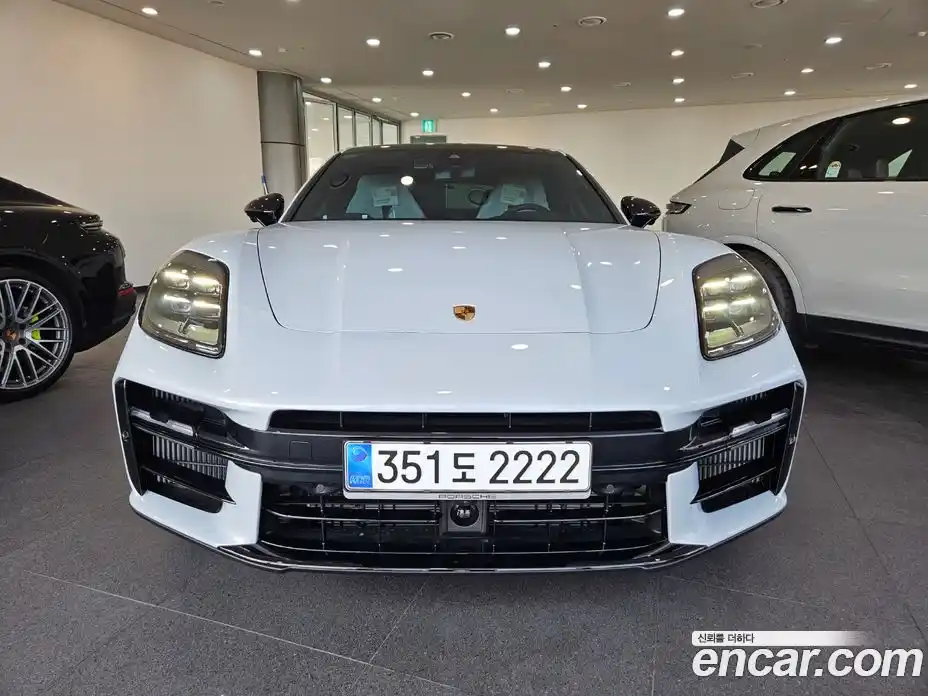 Porsche Panamera 2025 4.0 Автомат в Москве № 197736, фото 1