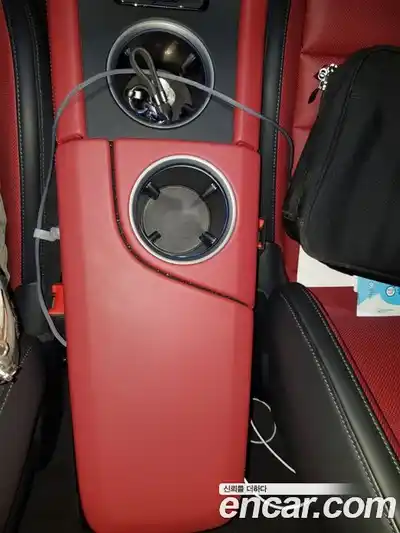 Porsche Taycan 2025 0.1 Автомат в Москве № 197839, миниатюра 10