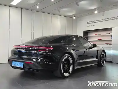 Porsche Taycan 2025 0.1 Автомат в Москве № 197864, миниатюра 2