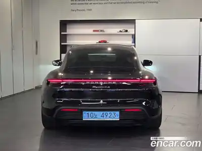 Porsche Taycan 2025 0.1 Автомат в Москве № 197864, миниатюра 4