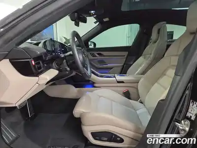 Porsche Taycan 2025 0.1 Автомат в Москве № 197864, миниатюра 7