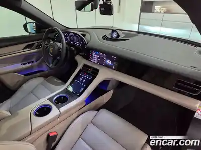 Porsche Taycan 2025 0.1 Автомат в Москве № 197864, миниатюра 9