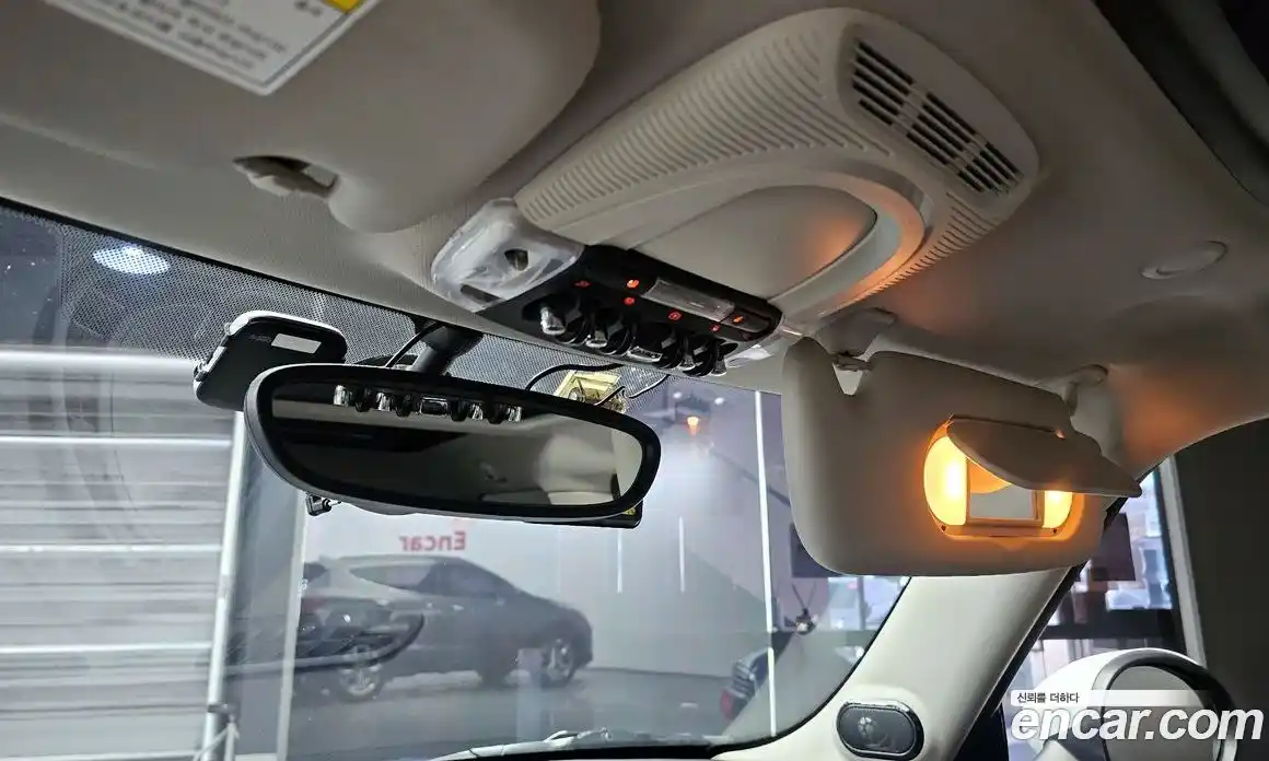 Mini Cooper 2016 1.5 Автомат в Москве № 198479, фото 17