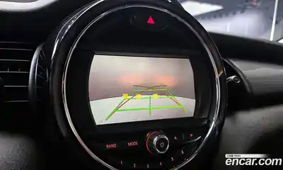 Mini Cooper 2016 1.5 Автомат в Москве № 198479, миниатюра 10