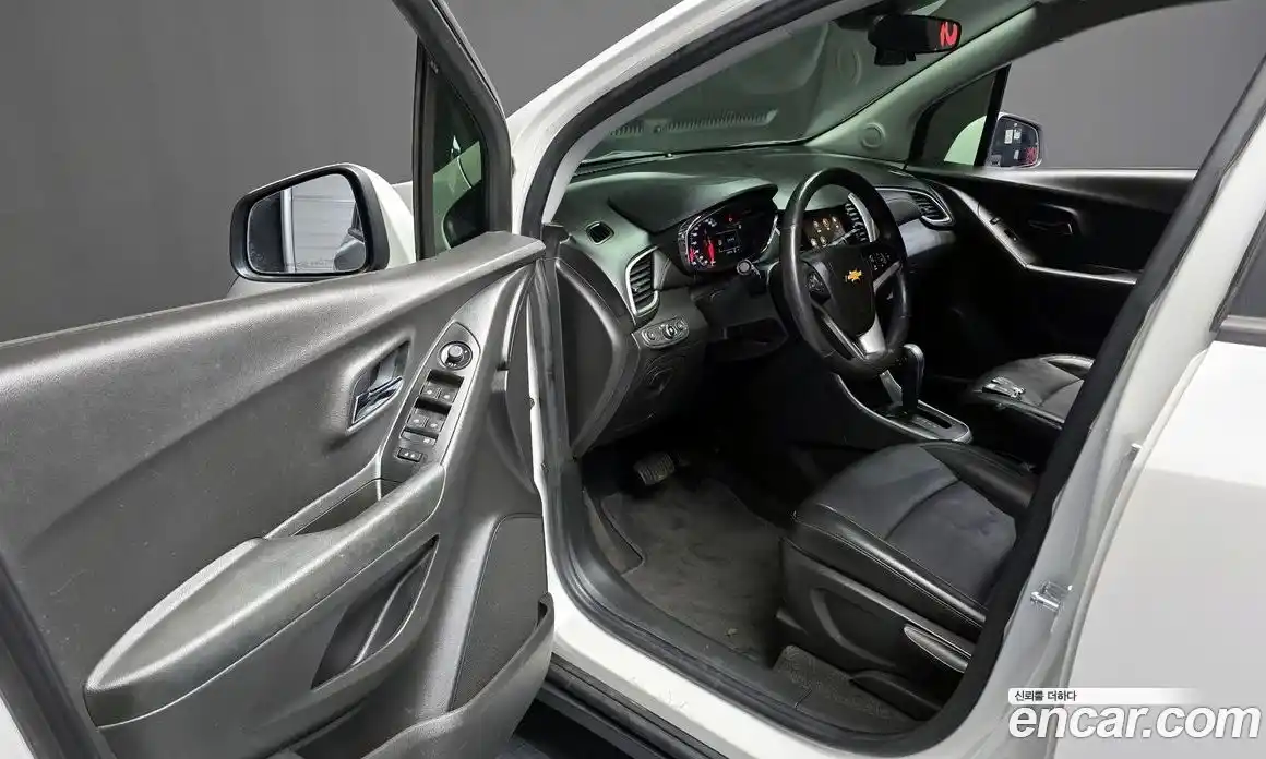 Chevrolet Trax 2021 1.4 Автомат в Москве № 201004, фото 10