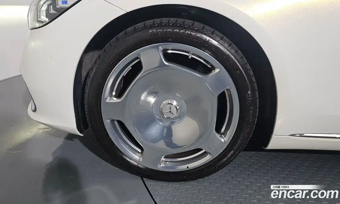 Mercedes-Benz S-Class 2023 4.0 Автомат в Москве № 204126, фото 4