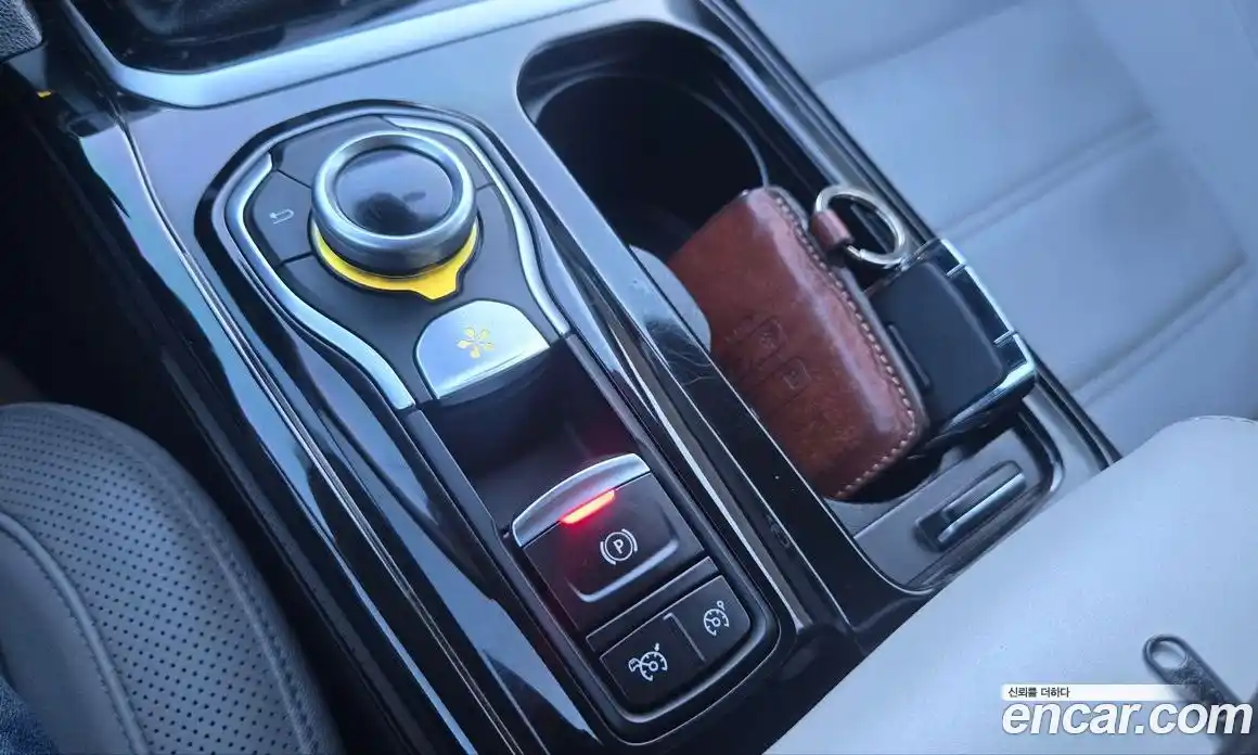 Renault SM6 2016 1.6 Автомат в Москве № 207588, фото 17