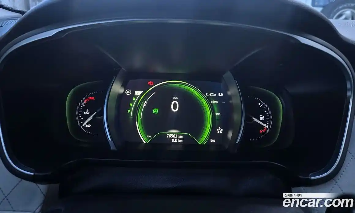 Renault SM6 2016 1.6 Автомат в Москве № 207588, фото 20