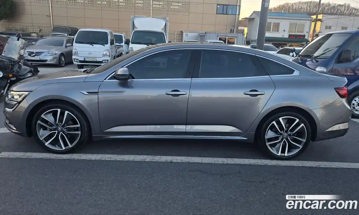 Renault SM6 2016 1.6 Автомат в Москве № 207588, фото 9