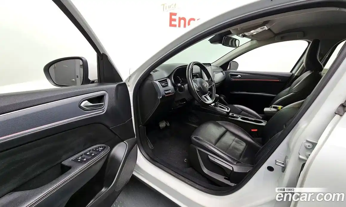 Renault XM3 2023 1.6 Автомат в Москве № 208230, фото 17