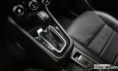 Renault XM3 2023 1.6 Автомат в Москве № 208230, миниатюра 7