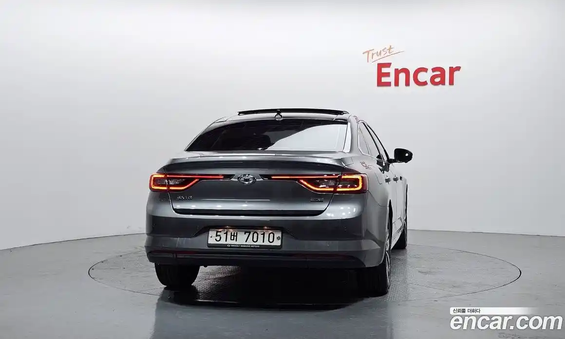 Renault SM6 2016 1.5 Автомат в Москве № 208994, фото 12