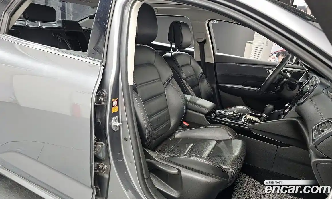 Renault SM6 2016 1.5 Автомат в Москве № 208994, фото 19