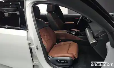 BMW 5-Series 2025 2.0 Автомат в Москве № 210142, миниатюра 11