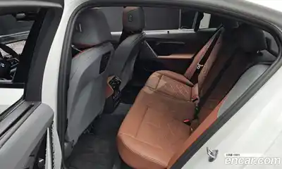 BMW 5-Series 2025 2.0 Автомат в Москве № 210142, миниатюра 4