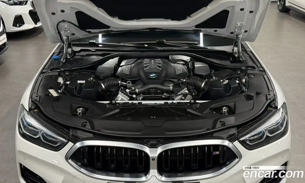 BMW 8-Series 2024 4.4 Автомат в Москве № 210855, фото 6