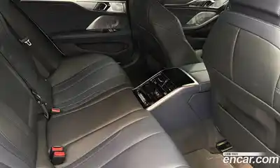 BMW 8-Series 2024 4.4 Автомат в Москве № 210855, миниатюра 10