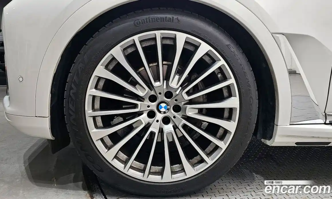 BMW X7 2021 3.0 Автомат в Москве № 211075, фото 16