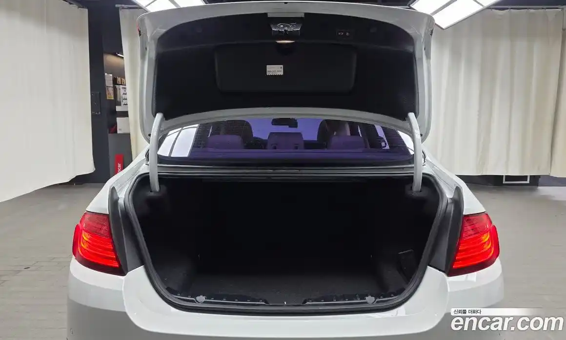 BMW 5-Series 2015 2.0 Автомат в Москве № 211742, фото 8