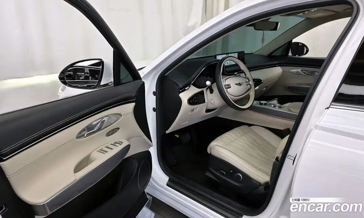 Genesis GV70 2024 2.5 Автомат в Москве № 21188, фото 12