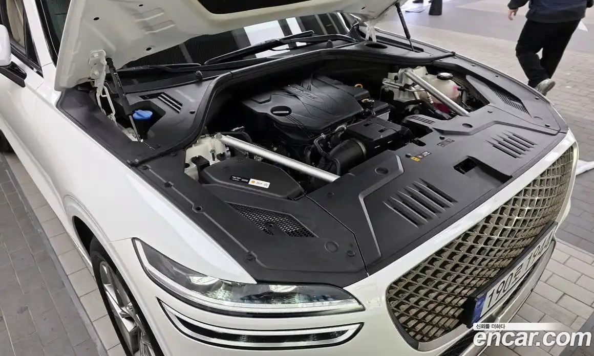 Genesis GV70 2024 2.5 Автомат в Москве № 21188, фото 18