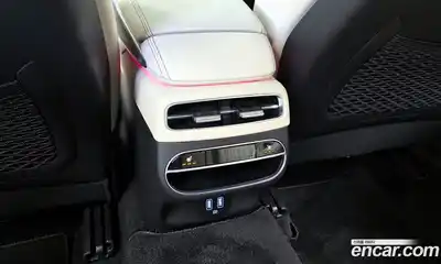 Genesis GV70 2024 2.5 Автомат в Москве № 21188, миниатюра 6