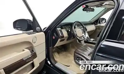 Land Rover Range-Rover 2016 4.4 Автомат в Москве № 213650, миниатюра 11