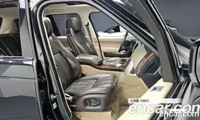 Land Rover Range-Rover 2016 4.4 Автомат в Москве № 213650, миниатюра 10