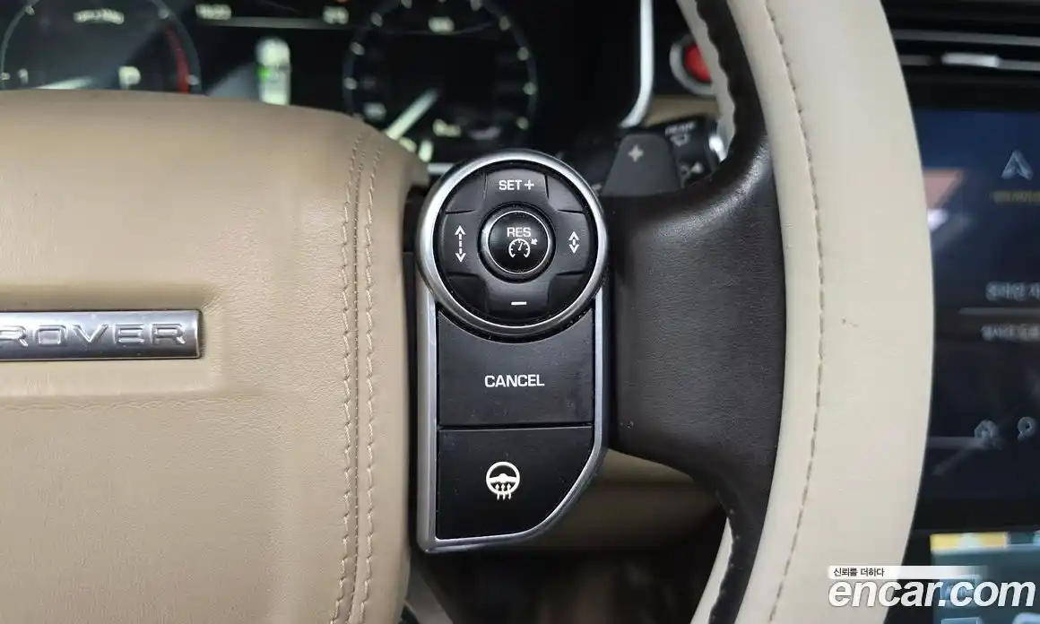 Land Rover Range-Rover 2014 4.4 Автомат в Москве № 213848, фото 14