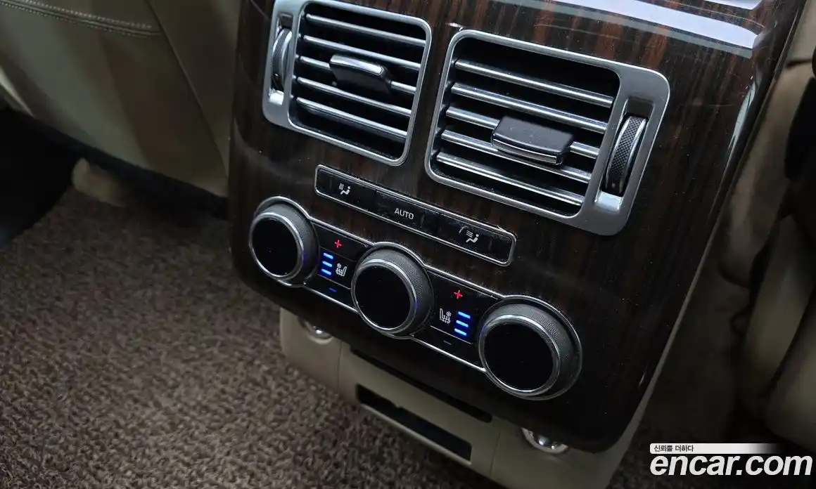 Land Rover Range-Rover 2014 4.4 Автомат в Москве № 213848, фото 18