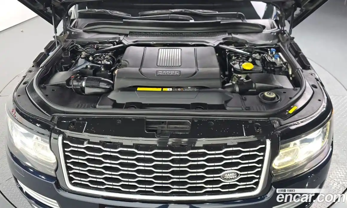 Land Rover Range-Rover 2014 4.4 Автомат в Москве № 213848, фото 6