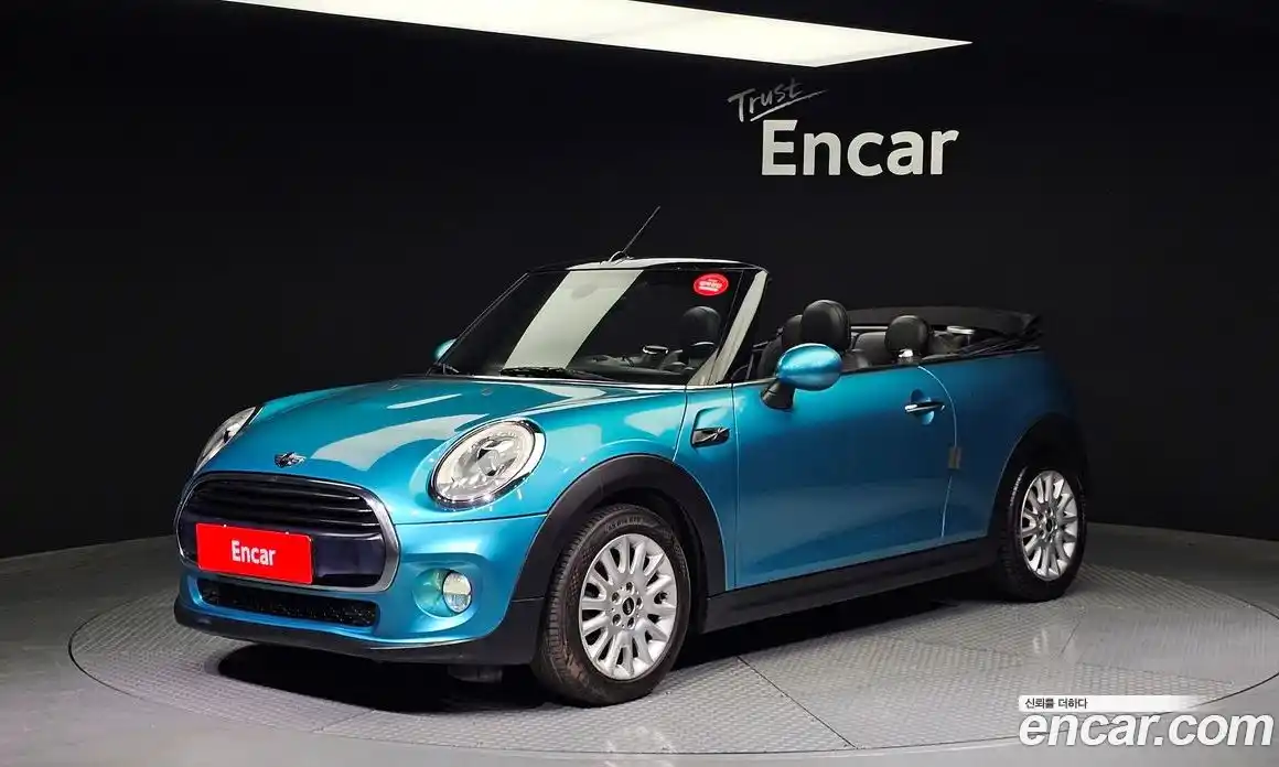 Mini Cooper Convertible 2016 1.5 Автомат в Москве № 214399, фото 16