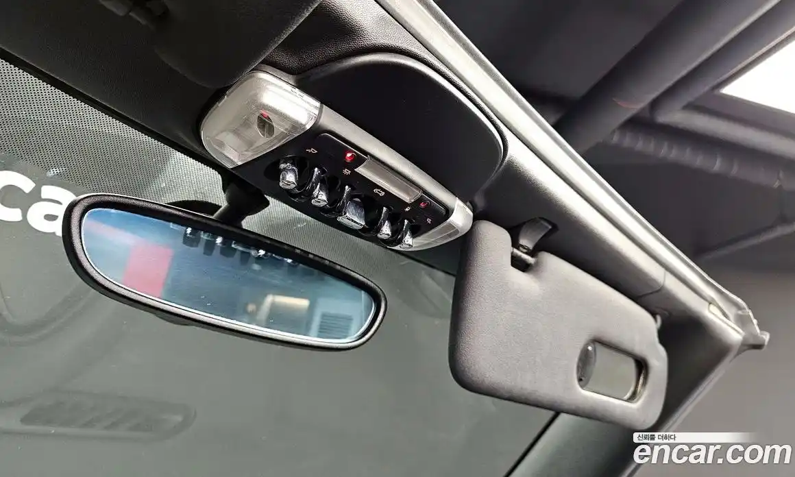 Mini Cooper Convertible 2016 1.5 Автомат в Москве № 214399, фото 8