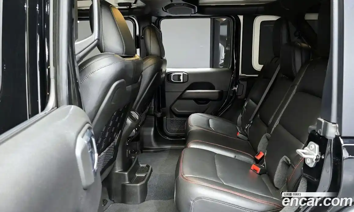 Jeep Wrangler 2023 2.0 Автомат в Москве № 215453, фото 15