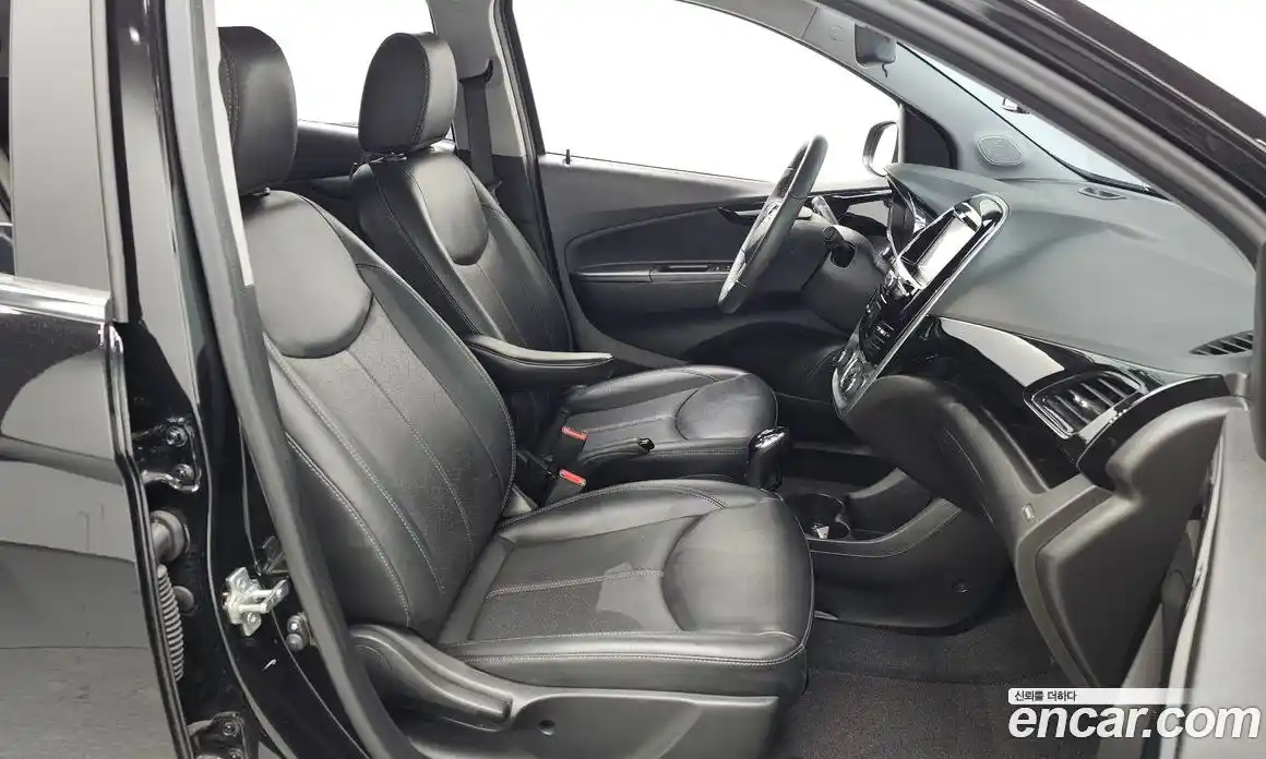 Chevrolet Spark 2017 1.0 Автомат в Москве № 216213, фото 17